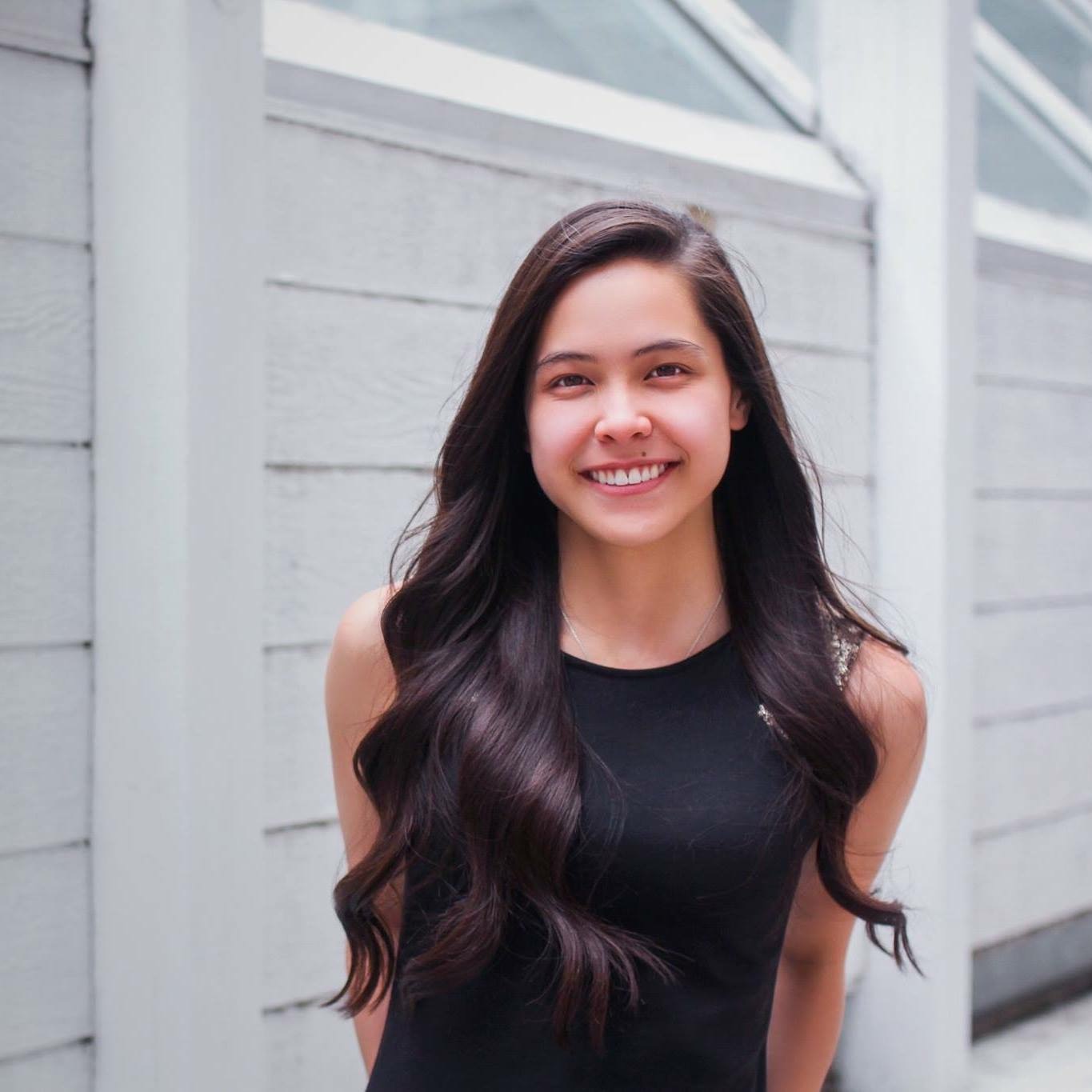 Lizz Whitacre — Pawlytics